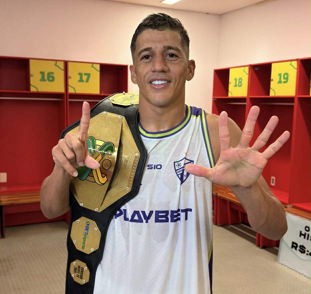 7a089e35-79fe-41a6-90bd-1978a48aff04